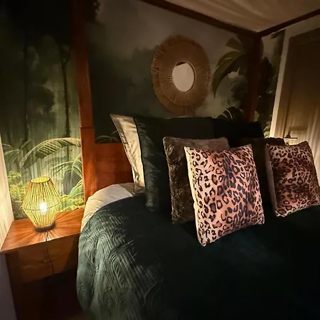 Bed & Breakfast De La Jungle Avec 3*