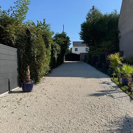De La Jungle Avec 3* Nanteuil-lès-Meaux