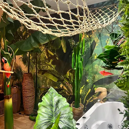 De La Jungle Avec 3*